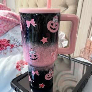 Marie Cat 40oz Tumbler